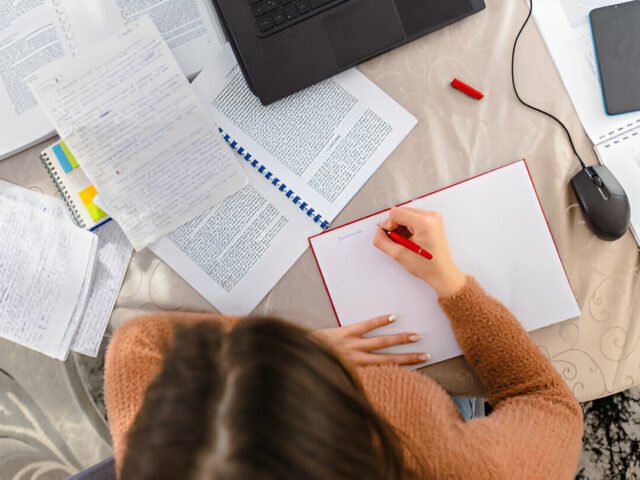 Préparation TCF Canada 2025 : Stratégies, Sujets & Tests Gratuits