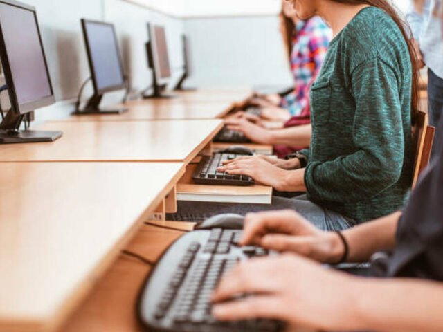 TCF Canada : Réévaluation, Contestation et Délais Avant de Repasser le Test